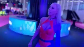 VENUS Messe Berlin – PUBLIC FICK direkt am Messestand + ULTRA Spermawalk | DAYNIA