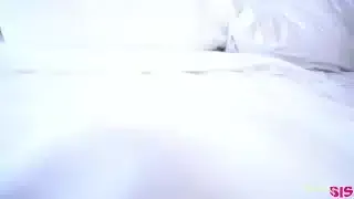 Stepbro who is hotter?