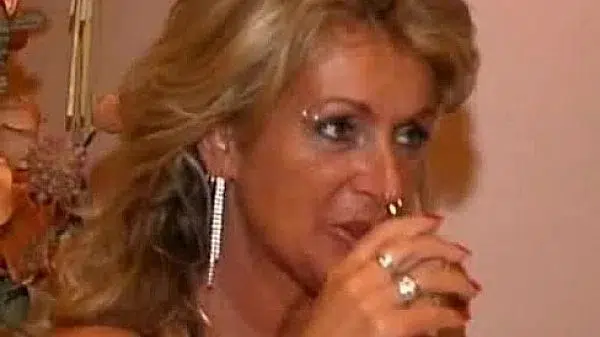 Massage for married hous wives