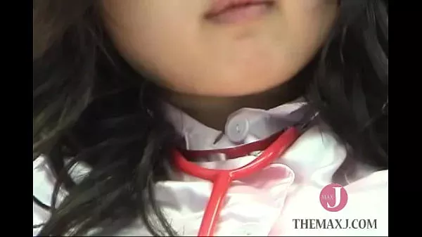 Model’s egg, clothes, sneak peek 09 – Free5