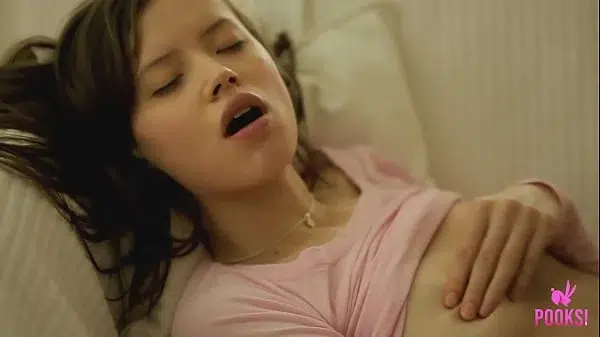 Horny as fuck, Lynn tears off her clothes, her massive natural tits bouncing free. Her pussy’s already throbbing, slick with need as she grabs her trusty glass cock. She slams it into her tight cunt!