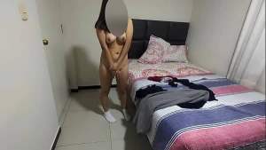 Casting 005 – Aracely nos hace reir bastante en este casting inusual con sus bromas y ocurrencias. Que bonito cuerpo de esta muñeca (Versión Free)