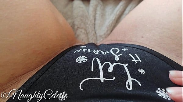 4K Masturbate in sexy let it snow panty pov