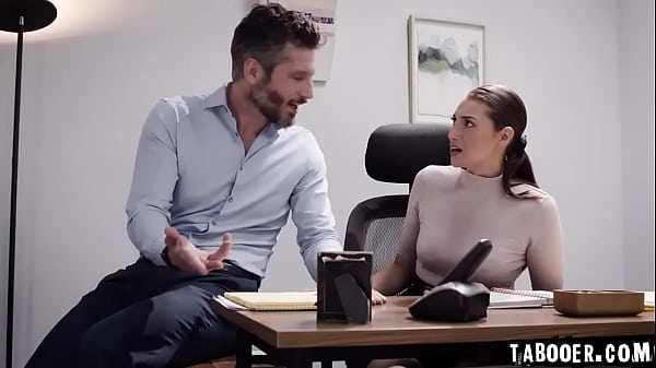Bella can’t take her boss Mike in her mind