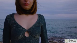 Italian babe Silvia Soprano worships her dominant’s ass and feet as they walk along the sea