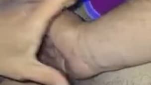 Mi cuñado entra a mi cuarto