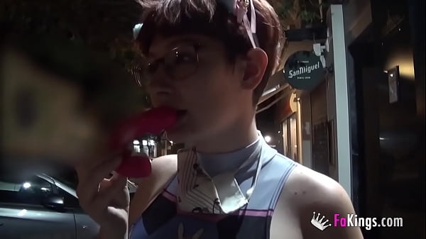 Redhead babe gives free head for any dude that wants it