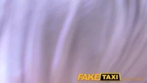 FAKETAXI SEX STARVED CAREER WOMAN IN LUNCH BREAK SEX TAPE