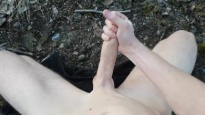 Perfect spot outside to hardcore jerk my 20cm dick to explosion
