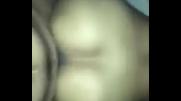 Así de duro me gusta que me de.