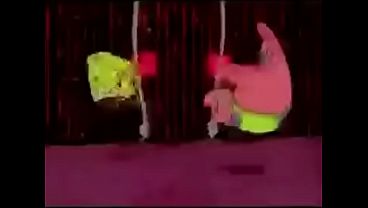 BobEsponja esta haciendo duro