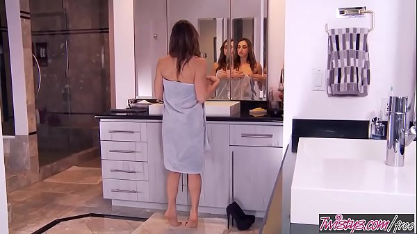 TwistysHard – (Sara Luvv) starring at All Dolled Up