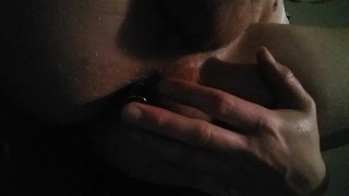 self fuck and nice close up cumshot