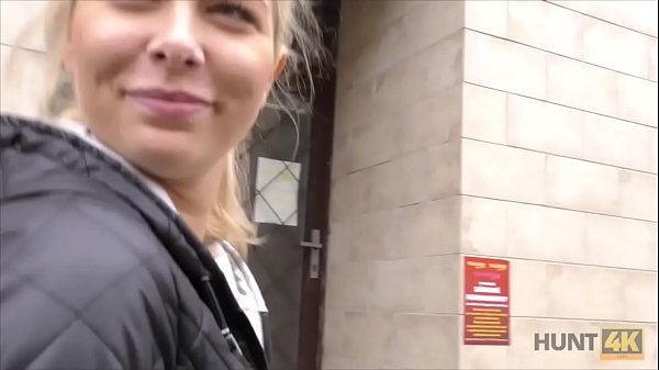 HUNT4K. Sweetheart makes it with guy while her boyfriend stands aside